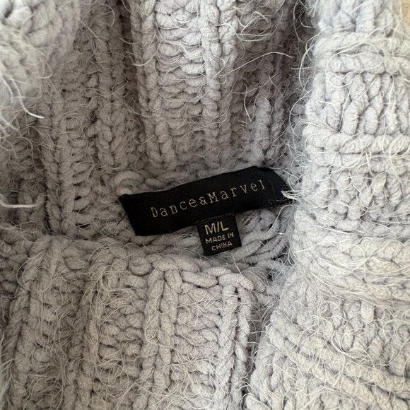 Grey Crop Oversized Knit Sweater - Picture 3 of 4